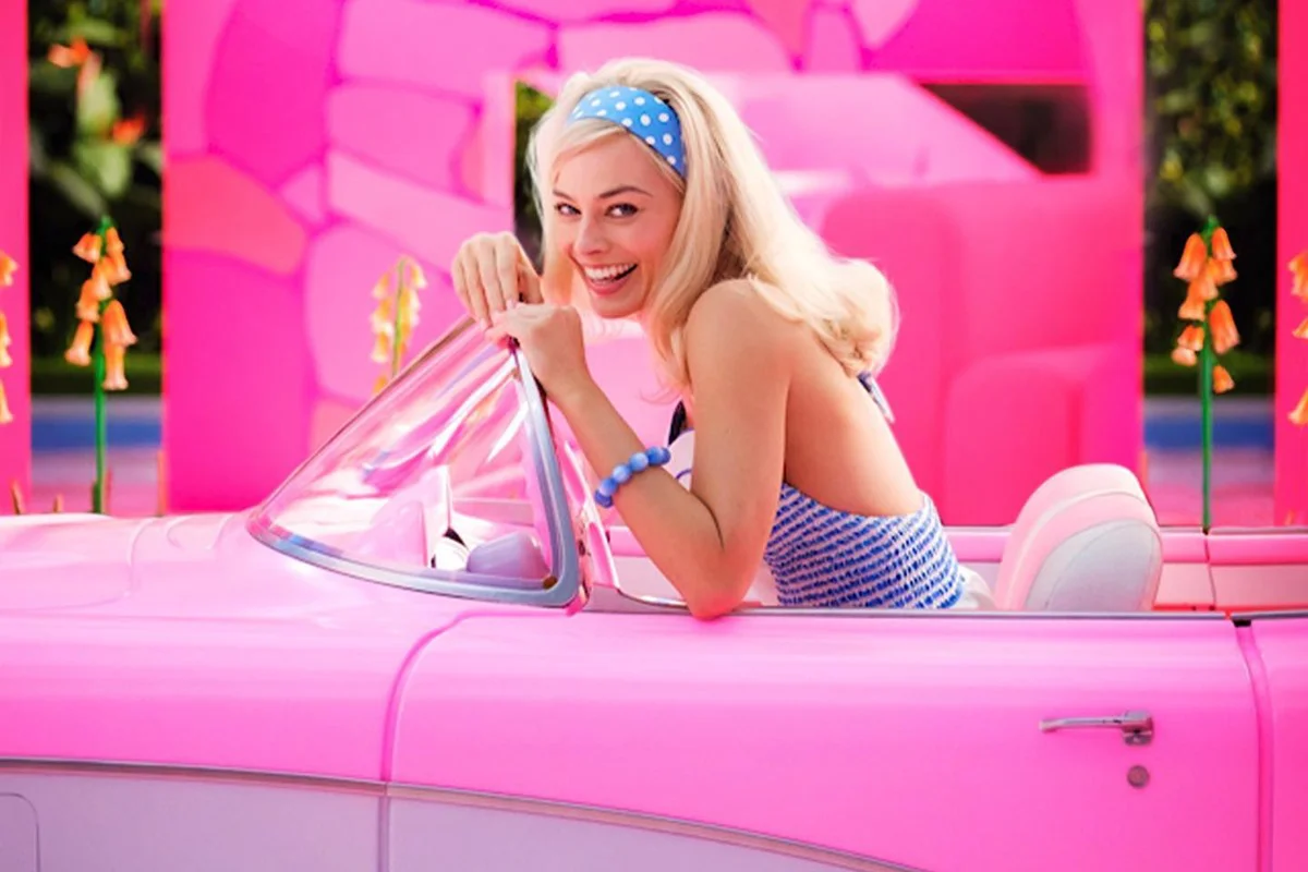 Jogue Barbie: Carro dos Sonhos gratuitamente sem downloads